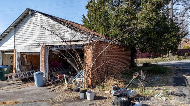 636 Main Street E, Valdese, NC 28690