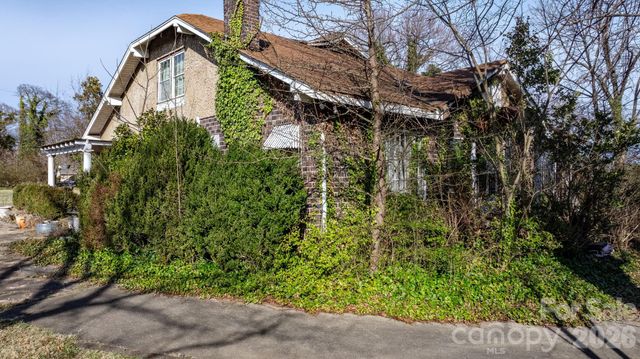 636 Main Street E, Valdese, NC 28690