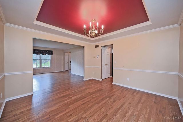 935 Paxton Lake Cove, Miami Twp, OH 45140