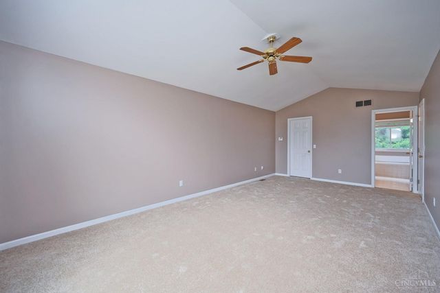 935 Paxton Lake Cove, Miami Twp, OH 45140