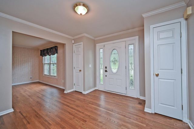 935 Paxton Lake Cove, Miami Twp, OH 45140