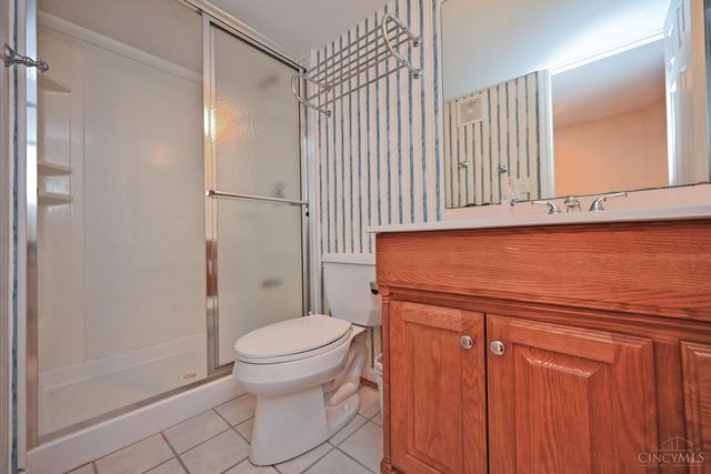 935 Paxton Lake Cove, Miami Twp, OH 45140