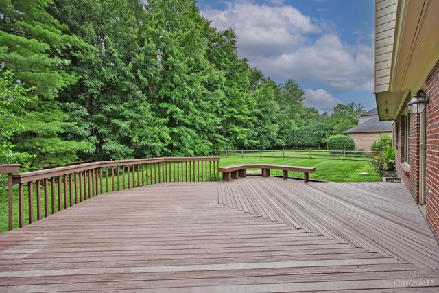935 Paxton Lake Cove, Miami Twp, OH 45140