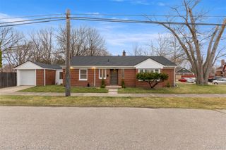 14801 Spring Garden Street, Detroit, MI 48205