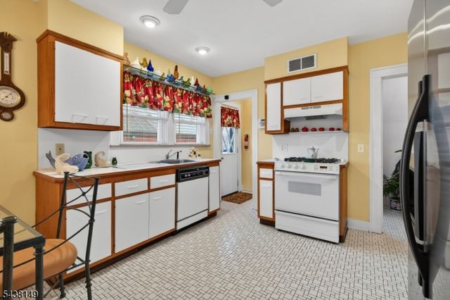1164 Stillman Avenue, Plainfield City, NJ 07060