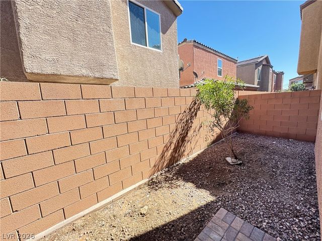 6208 YANKEE SPRING Street, Las Vegas, NV 89122