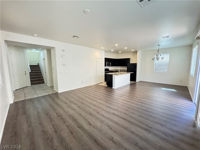 6208 YANKEE SPRING Street, Las Vegas, NV 89122
