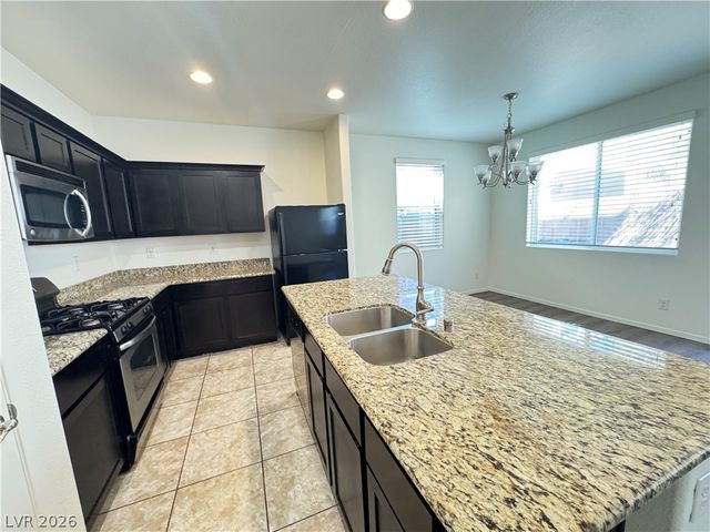 6208 YANKEE SPRING Street, Las Vegas, NV 89122