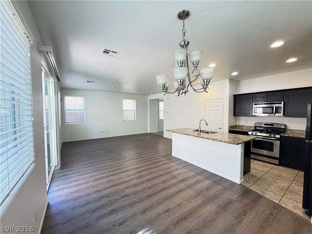 6208 YANKEE SPRING Street, Las Vegas, NV 89122