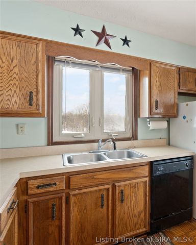 5750 Shewmaker Lane SE, Elizabeth, IN 47117