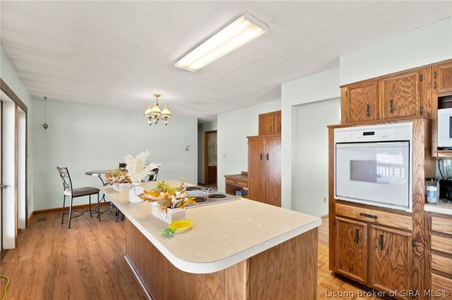 5750 Shewmaker Lane SE, Elizabeth, IN 47117