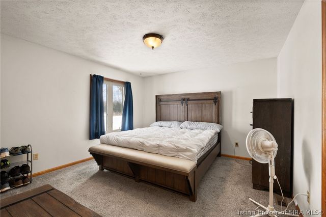 5750 Shewmaker Lane SE, Elizabeth, IN 47117