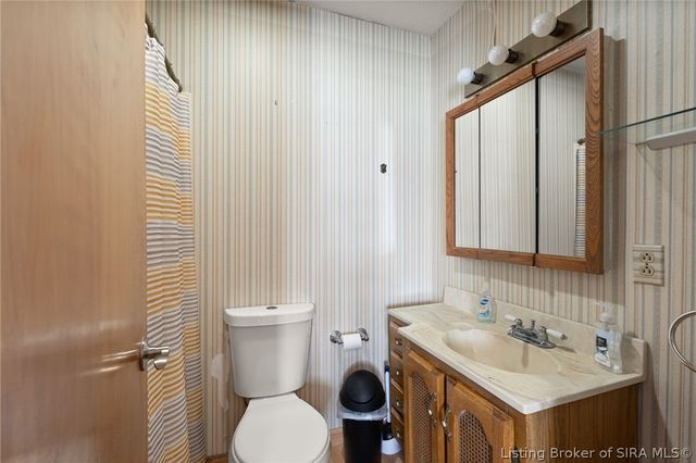 5750 Shewmaker Lane SE, Elizabeth, IN 47117