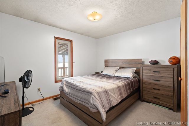 5750 Shewmaker Lane SE, Elizabeth, IN 47117