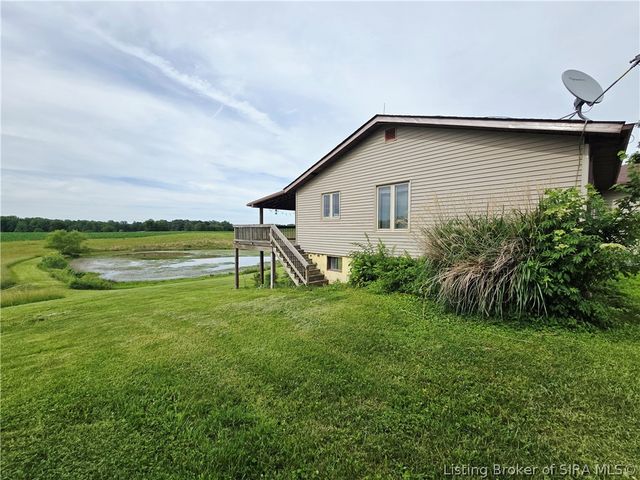 5750 Shewmaker Lane SE, Elizabeth, IN 47117