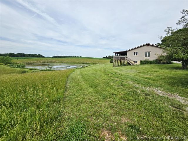 5750 Shewmaker Lane SE, Elizabeth, IN 47117