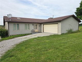 5750 Shewmaker Lane SE, Elizabeth, IN 47117