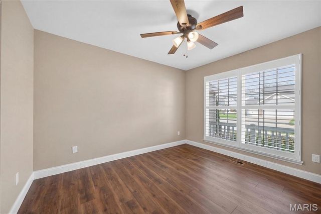 125 Hidden Bluffs Drive, Lake St Louis, MO 63367