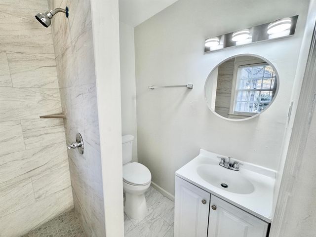 3880 SPOTTSWOOD AVE, Memphis, TN 38111