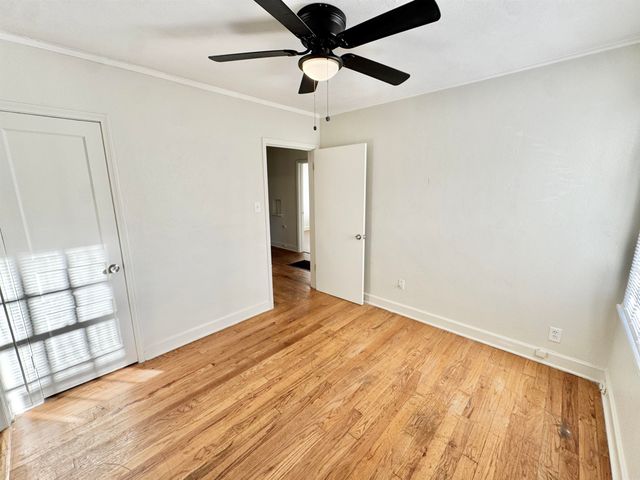 3880 SPOTTSWOOD AVE, Memphis, TN 38111