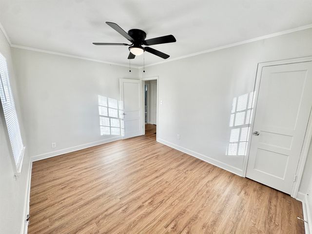 3880 SPOTTSWOOD AVE, Memphis, TN 38111