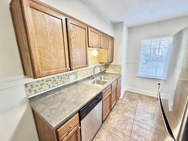 3880 SPOTTSWOOD AVE, Memphis, TN 38111