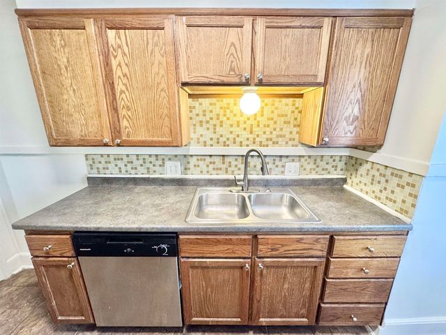 3880 SPOTTSWOOD AVE, Memphis, TN 38111