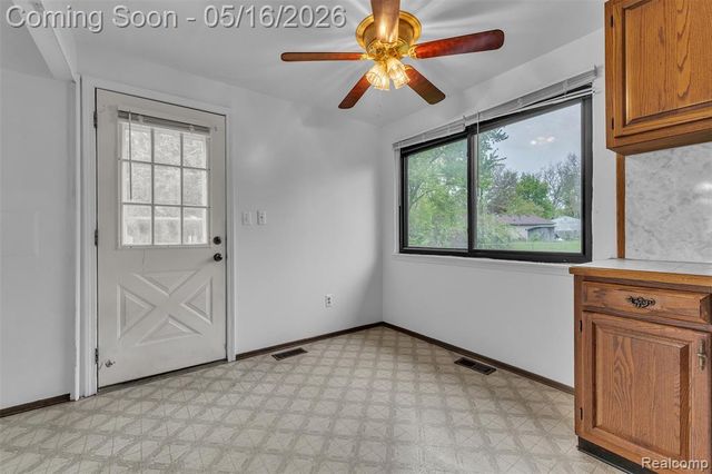11 Faust Court, Ann Arbor, MI 48108