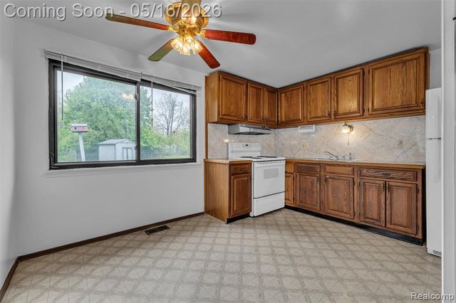 11 Faust Court, Ann Arbor, MI 48108