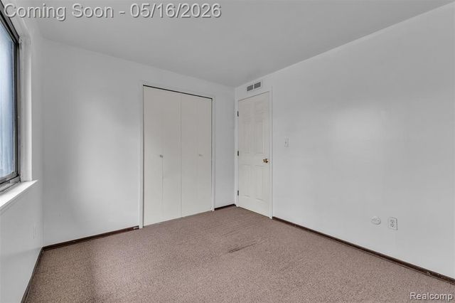 11 Faust Court, Ann Arbor, MI 48108