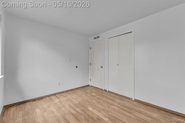 11 Faust Court, Ann Arbor, MI 48108