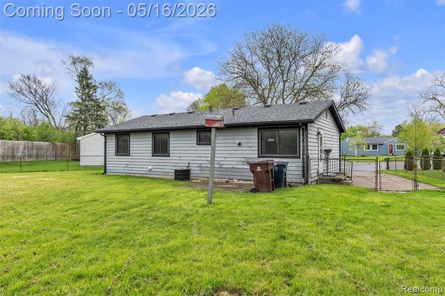 11 Faust Court, Ann Arbor, MI 48108
