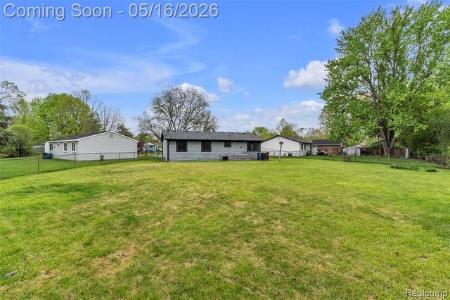 11 Faust Court, Ann Arbor, MI 48108