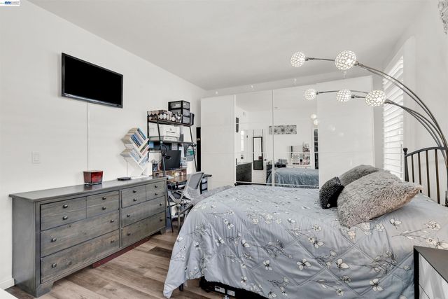 8170 Mountain View Dr C, Pleasanton, CA 94588
