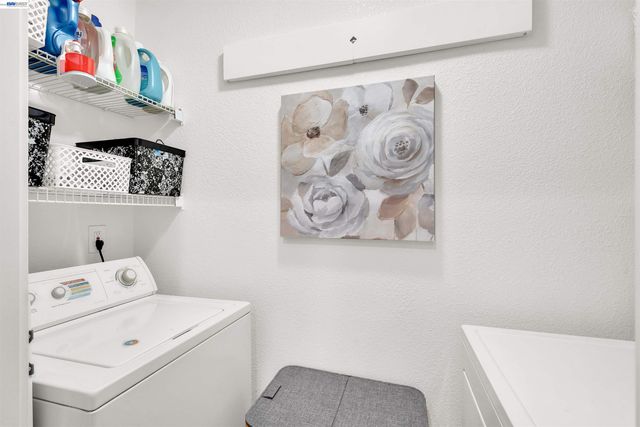8170 Mountain View Dr C, Pleasanton, CA 94588