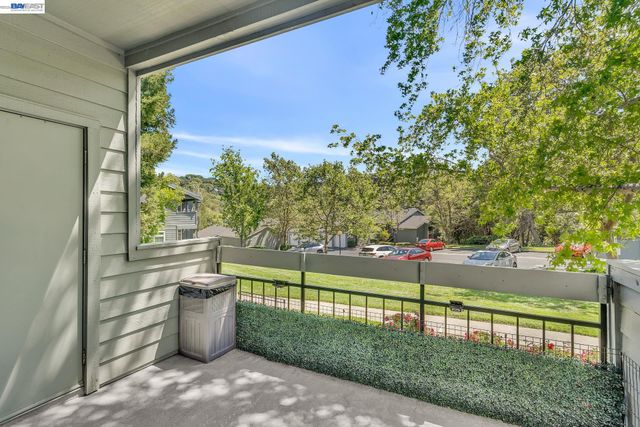 8170 Mountain View Dr C, Pleasanton, CA 94588