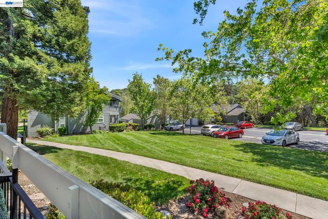 8170 Mountain View Dr C, Pleasanton, CA 94588