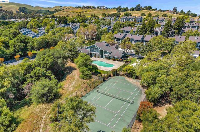 8170 Mountain View Dr C, Pleasanton, CA 94588