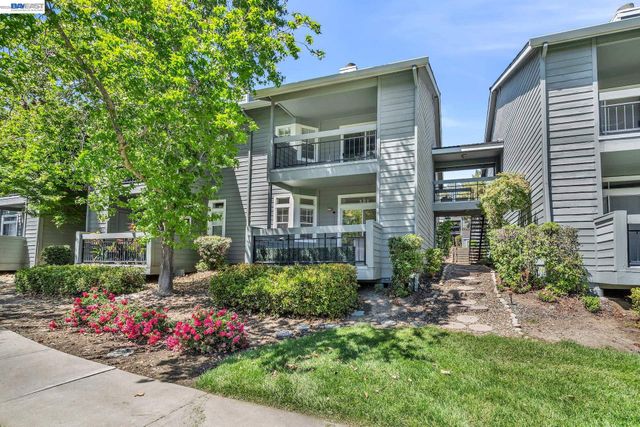 8170 Mountain View Dr C, Pleasanton, CA 94588
