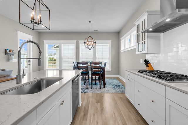 4046 Maidstone Drive, Mount Pleasant, SC 29466