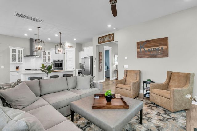 4046 Maidstone Drive, Mount Pleasant, SC 29466