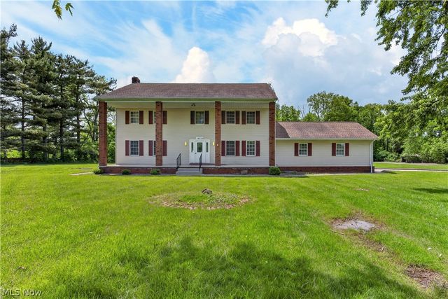 16519 Albion Road, Strongsville, OH 44136