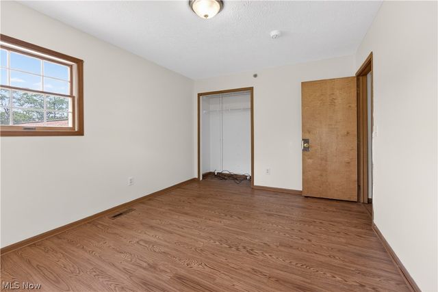 16519 Albion Road, Strongsville, OH 44136