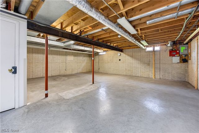 16519 Albion Road, Strongsville, OH 44136