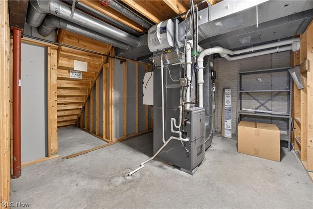 16519 Albion Road, Strongsville, OH 44136