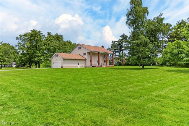 16519 Albion Road, Strongsville, OH 44136