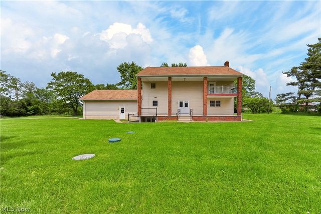 16519 Albion Road, Strongsville, OH 44136
