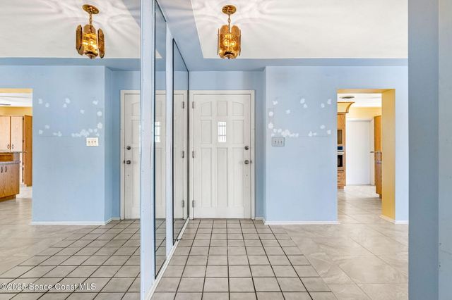 272 Bahama Boulevard, Cocoa Beach, FL 32931