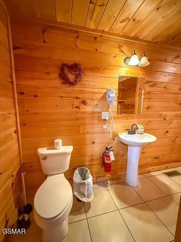 1428 Indian Court, Sevierville, TN 37876