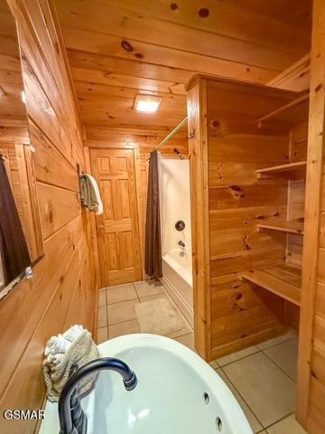 1428 Indian Court, Sevierville, TN 37876